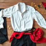 Podstawowe elementy stroju pirata jak zrobić - koszula, spodnie, chusta i dodatki